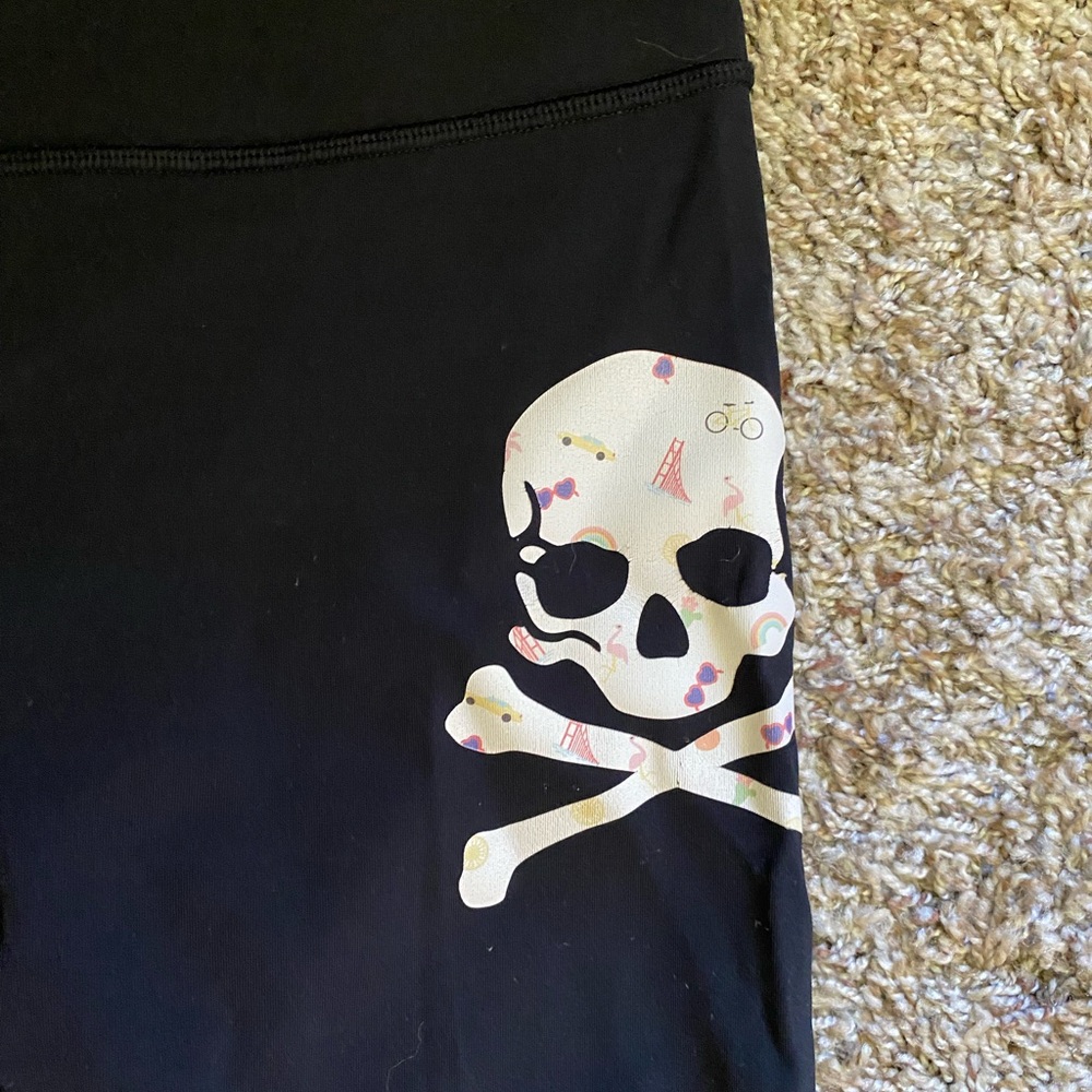 Rarely Worn Soulcycle Lululemon Leggings 💞 - Picture 2 of 6